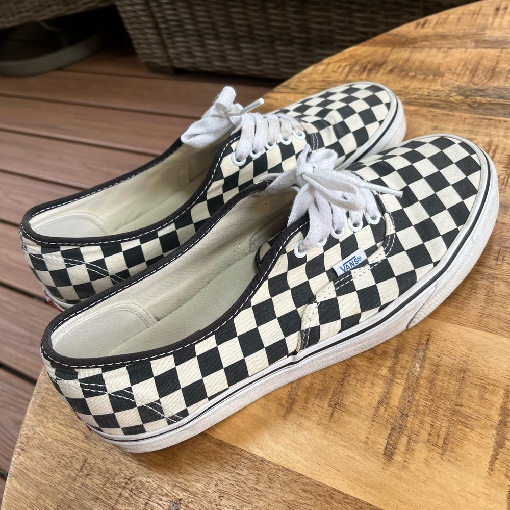Vans Authentics “Golden Coast” - Size 10.5 Men’s
